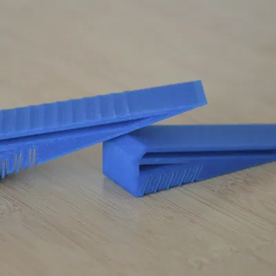 Chân giữ cửa linh hoạt và thẩm mỹ