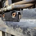 Bushings giữ phía dưới cho xe nâng Toyota - Thumbnail 2