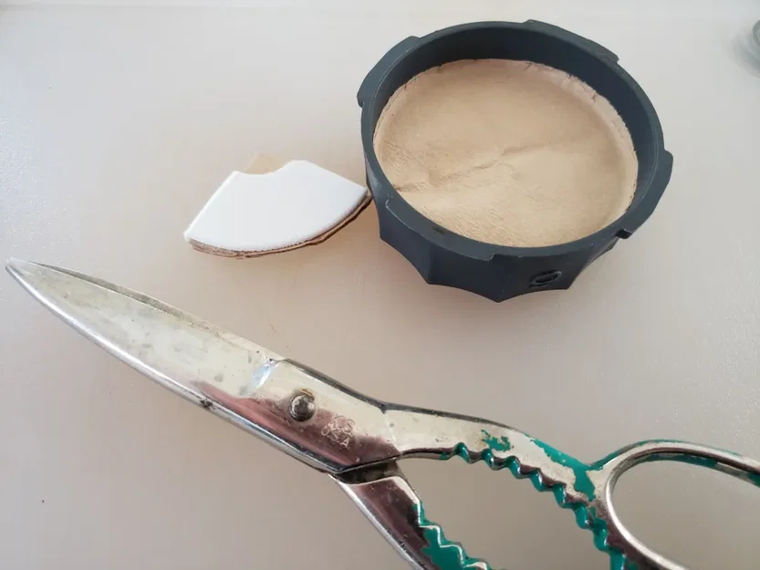 Hướng dẫn cắt giấy lọc Aeropress - Image 2