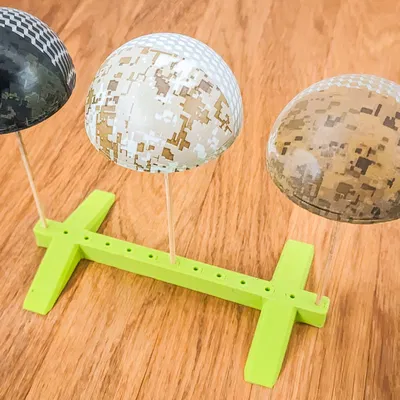 Giá đỡ tranh với kích thước lỗ 3mm