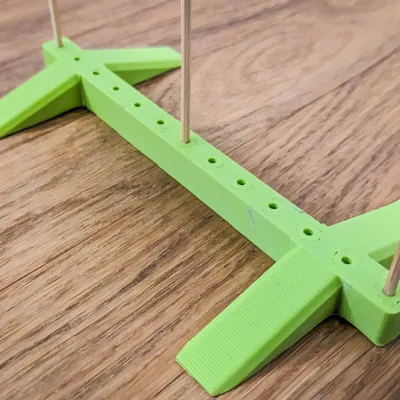 Giá đỡ tranh với kích thước lỗ 3mm