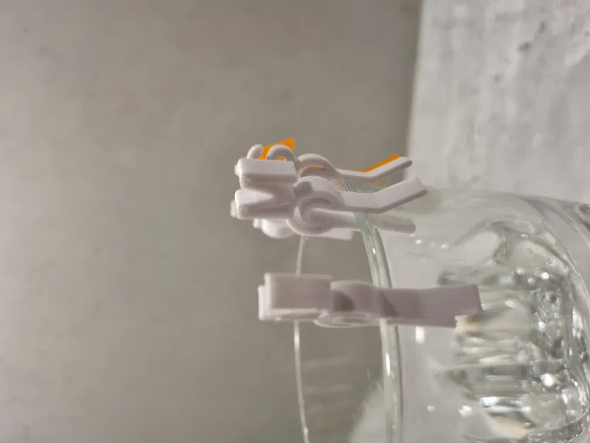 Dấu hiệu chữ cái cho ly uống và cốc - Image 1