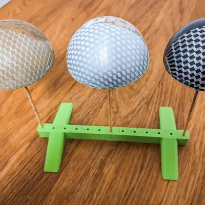 Giá đỡ tranh với kích thước lỗ 3mm