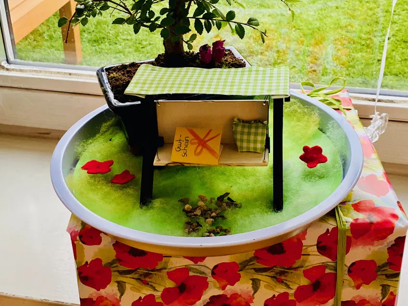 Giá đỡ ghế xích đu mini Hollywood - Image 1