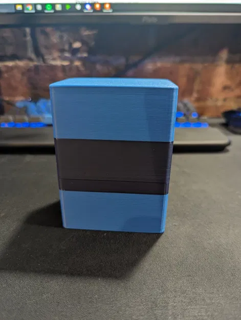 Hộp bài Magic: The Gathering thiết kế parametric không cần nam châm - Image 1