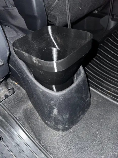 Thùng rác lắp vừa khay đựng cốc cho Toyota Yaris - Image 2