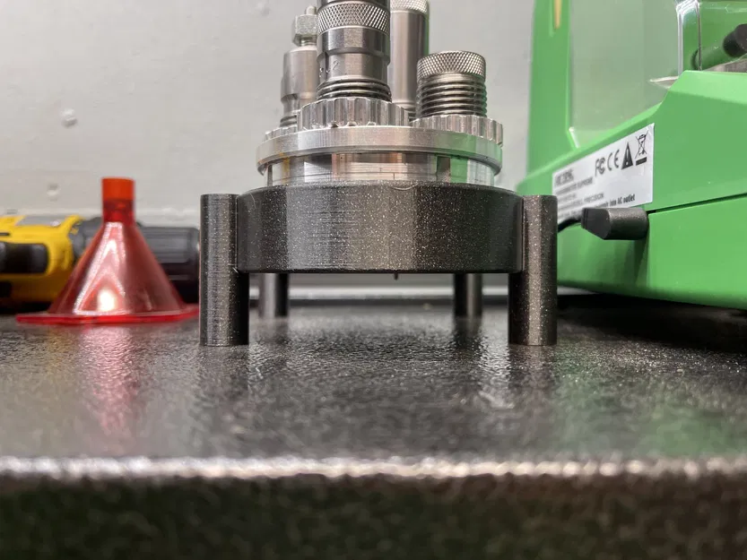 Giá đỡ turret Lee 4 lỗ độc lập với chân hỗ trợ nam châm - Image 3