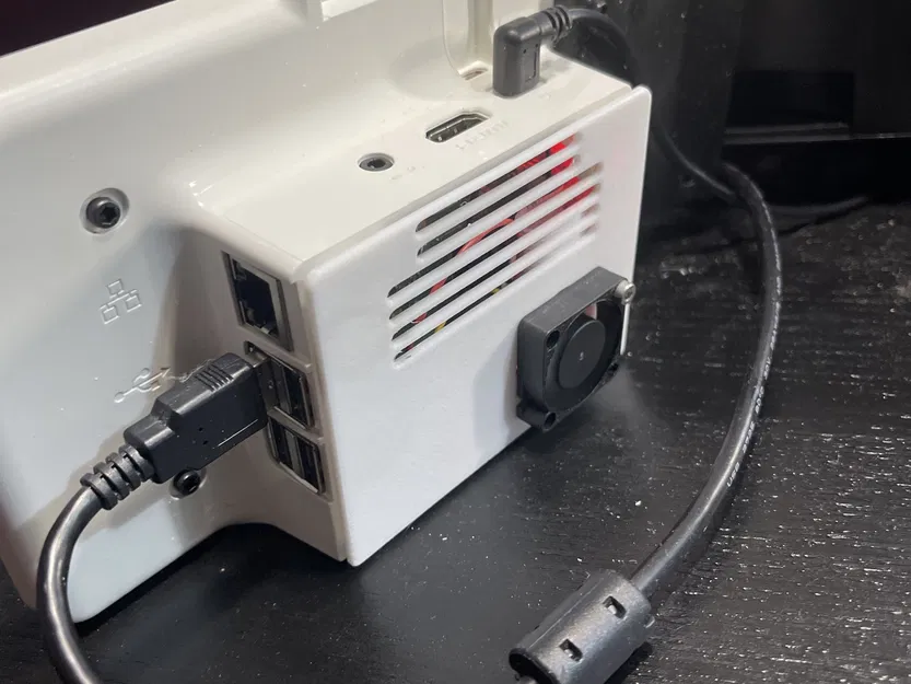 Nắp lưng màn hình 7 inch Raspberry PI với quạt - Image 1