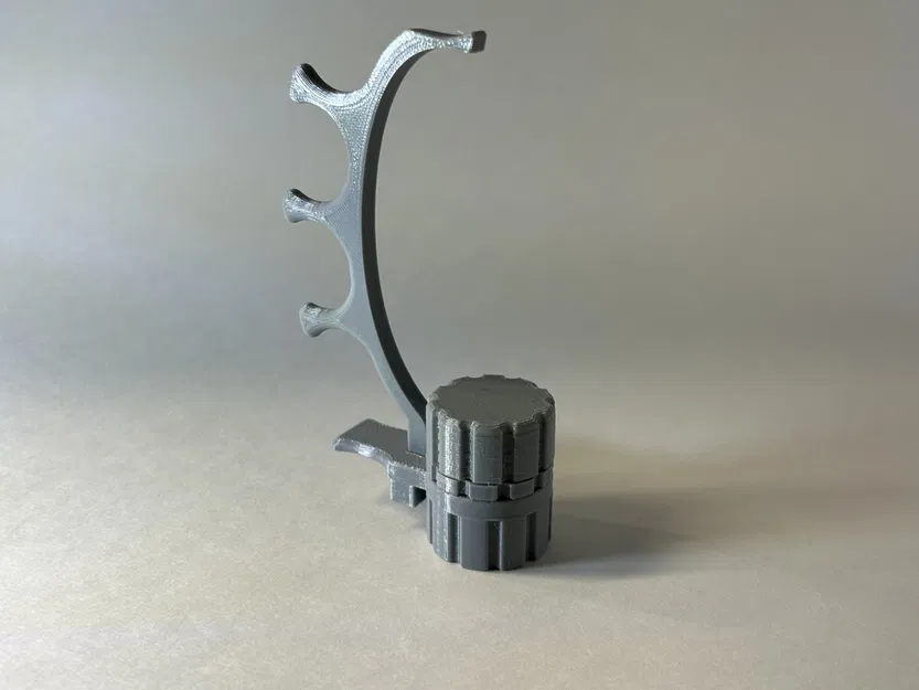 Công cụ giữ mô hình mini trong quá trình sơn - Image 3