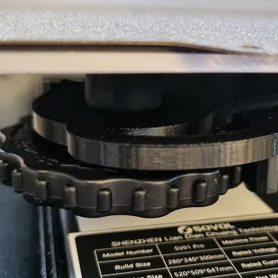 Kẹp bánh xe căn chỉnh giường Sovol SV01 Pro có tay cầm