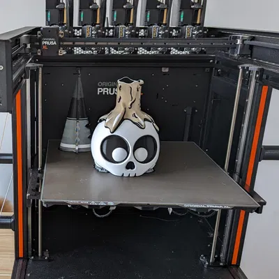 Skull hoạt hình với nến chảy màu sắc đa dạng