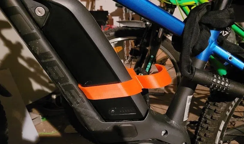 Giá đỡ bình nước cho E-Bike Cube Action Rookie 24 Zoll - Image 1