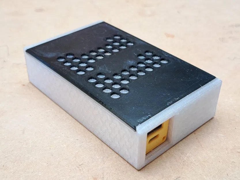 Hộp công cụ và pin dự phòng cho ELF DLG Vladimir - Image 2