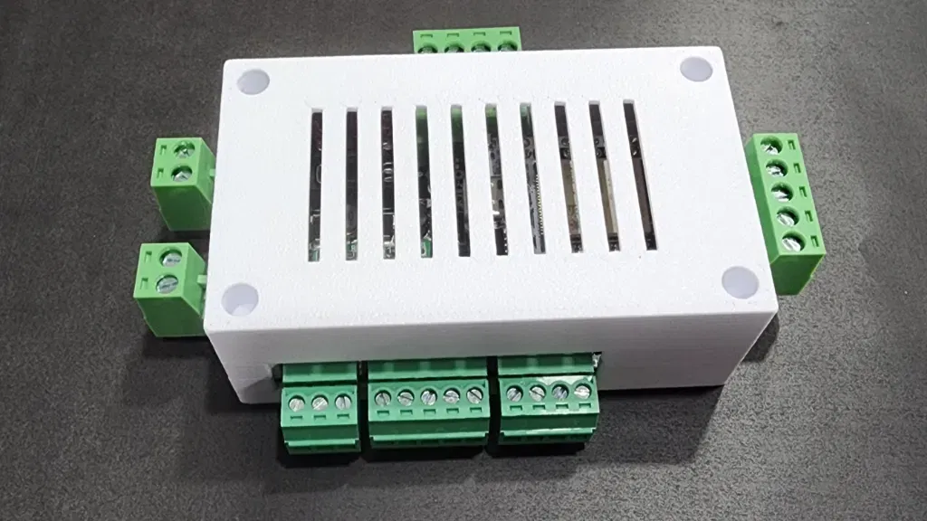 Vỏ hộp bo mạch analog QuinLED Penta - Image 1