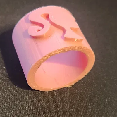 Kẹp khăn quàng cổ Barbie cho trang phục năm nay