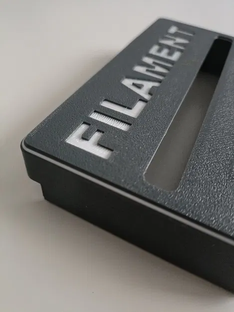 Nắp hộp mẫu filament với chữ khắc sâu 1mm - Image 2