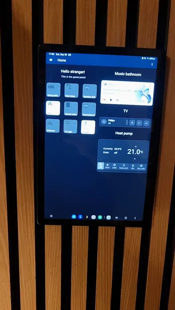 Giá đỡ máy tính bảng treo tường với nam châm đơn giản - Image 1