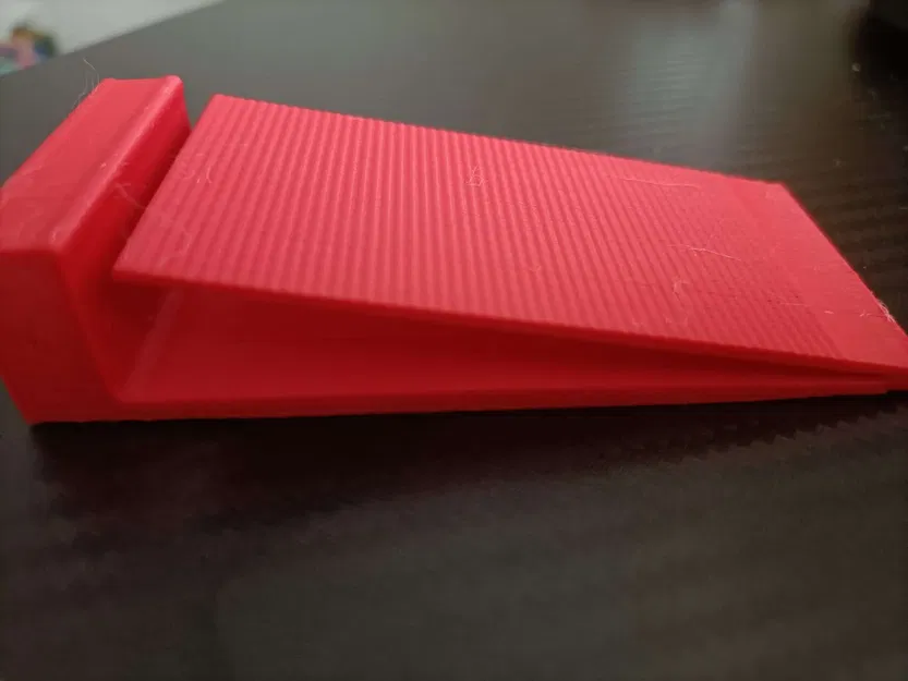 Chặn cửa đơn giản với cấu trúc chống trượt - Image 1