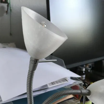 Chao đèn thay thế cho đèn bàn nhỏ từ MeLiTec GmbH