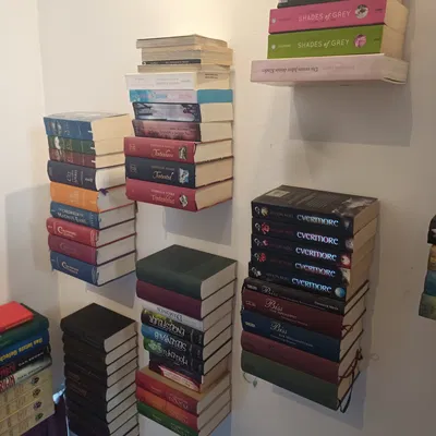 Giá sách treo tường ma thuật không cần hỗ trợ in