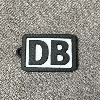 Móc khóa biểu tượng Deutsche Bahn thiết kế đơn giản