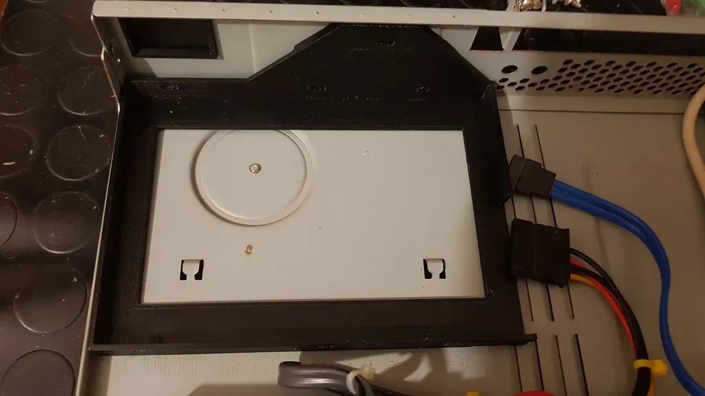 Giá đỡ ổ cứng 3,5" cho cabinet HTPC Hiper - Image 3