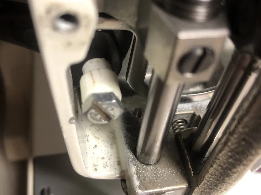 Bộ phận chốt cần máy may White model #1455 - Image 7