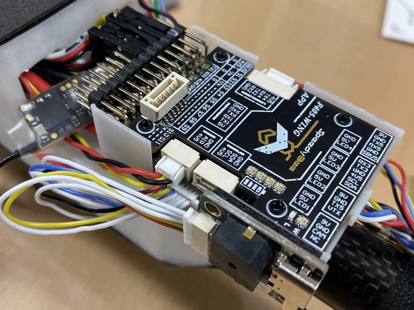 Hộp bảo vệ FC SpeedyBee F405 cho cánh cố định - Image 2