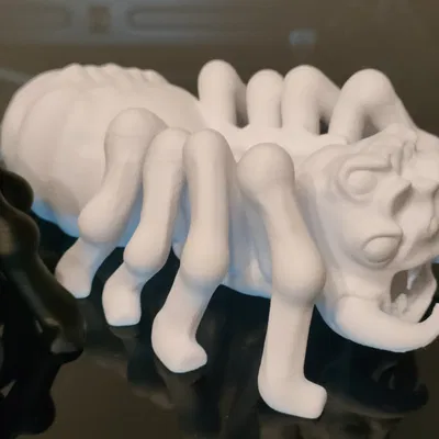 Nhện quái vật kinh dị cho trang trí Halloween