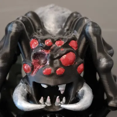 Nhện quái vật kinh dị cho trang trí Halloween