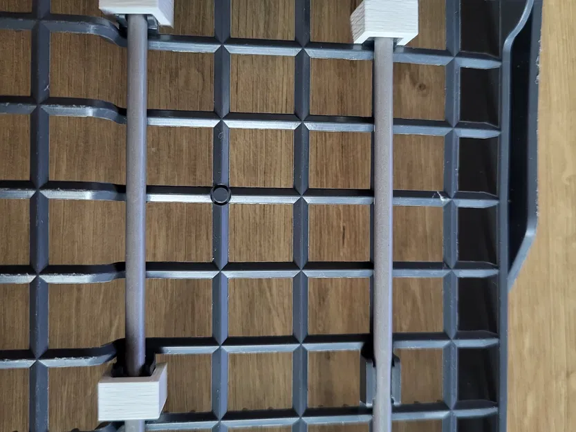 Giá đỡ giỏ đựng dụng cụ cho máy rửa bát Beko - Image 3