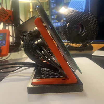 Giá đỡ màn hình cảm ứng 7 inch cho Raspberry Pi