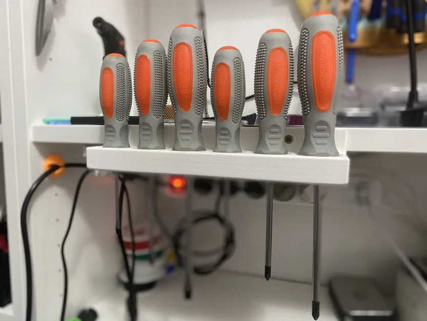 Giá đỡ tua vít cho bộ dụng cụ Action - Image 1