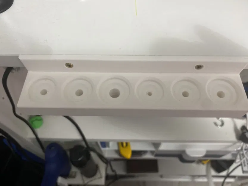 Giá đỡ tua vít cho bộ dụng cụ Action - Image 2