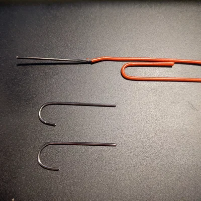 Giá treo tường cho máy hút bụi Roborock H7