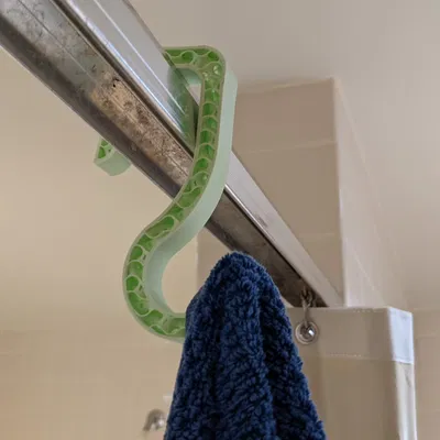 Móc treo vòi sen đa năng cho phòng ký túc xá