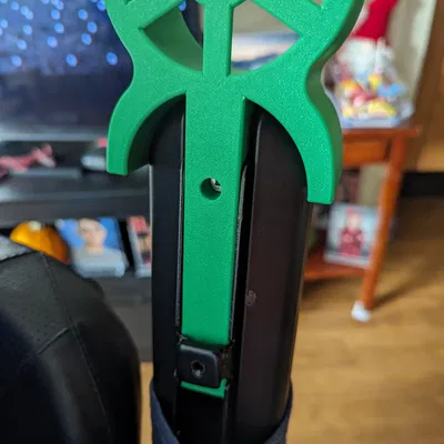 Giá đỡ cốc cho xe lăn điện GoChair của Pride Mobility