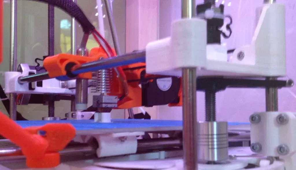 Giá đỡ chống rung cho máy in Dagoma Discovery 200 - Image 2