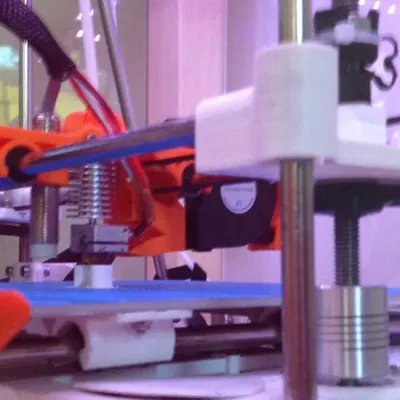 Giá đỡ chống rung cho máy in Dagoma Discovery 200