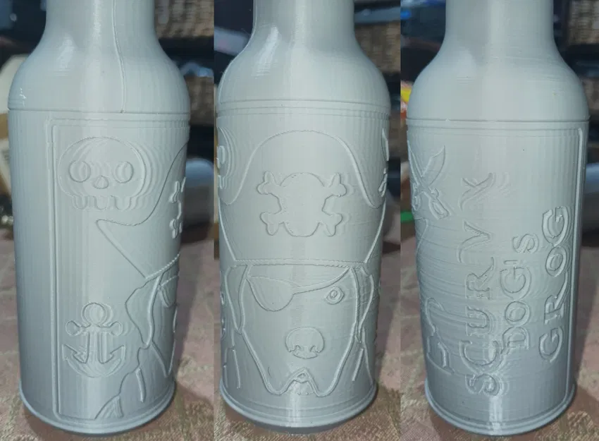 Bình Tiết Kiệm Tiền Hình Chai Grog Của Hải Tặc Scurvy Dog - Image 1