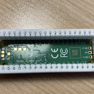 Bảng mạch mở rộng tùy chỉnh cho Raspberry Pi Pico