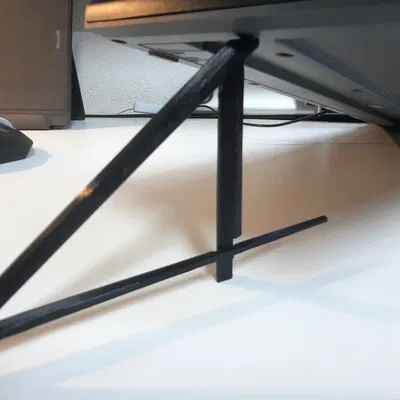 Bẫy chuột Figure Four độc đáo cho bàn làm việc