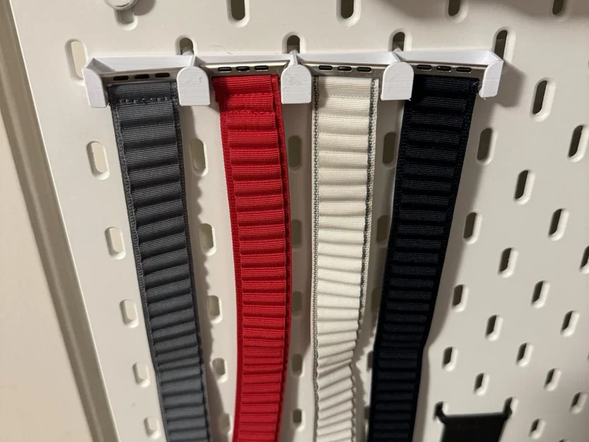 Giá đỡ dây đeo đồng hồ Apple Watch trên bảng Skadis - Image 1