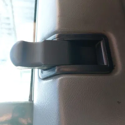 Nút khóa cửa nội thất Land Rover Defender - Mở rộng