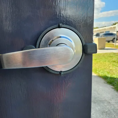 Nút cửa từ tính giữ cửa V1