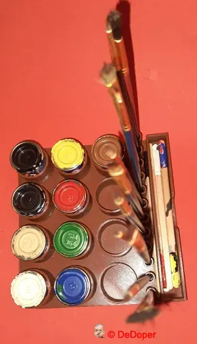 Khay phân loại sơn mini Revell cho 12 hũ 14 ml - Image 3