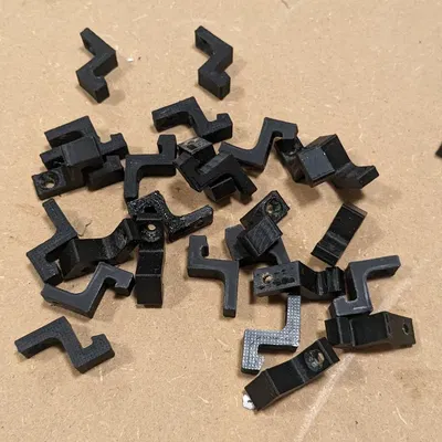 Giá đỡ lắp bảng cho profile nhôm 40x40 Nut8