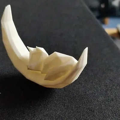 Tác phẩm cáo ngủ trên mặt trăng với phong cách low poly