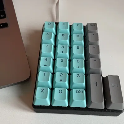 Bàn phím thập lục phân HEXPad với 24 phím cơ khí