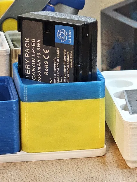 Khối lập phương Gridfinity cho pin máy ảnh Canon LP-E6 - Image 1